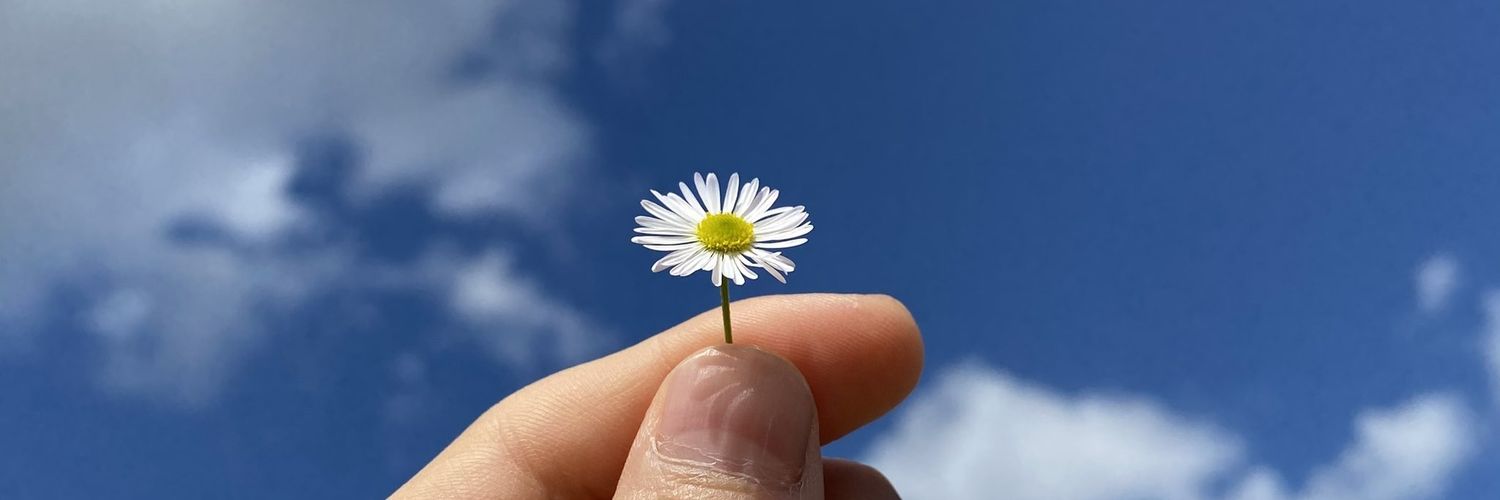 yusyusra2's profile banner image