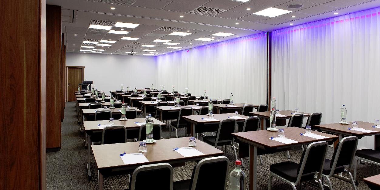 HolidayInnGent's profile banner image