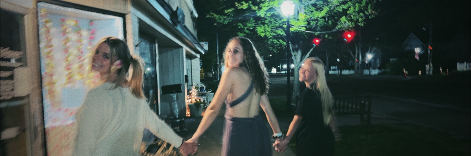 allyhaar20's profile banner image