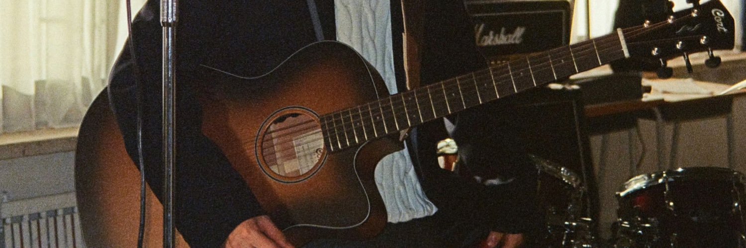 YirZenJe's profile banner image