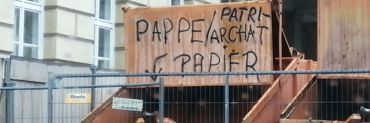 buntglasperle's profile banner image
