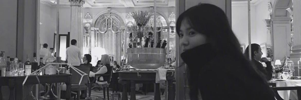 liyi128's profile banner image