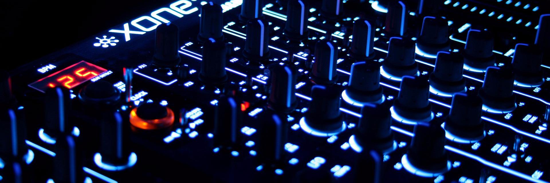 inamicradio's profile banner image