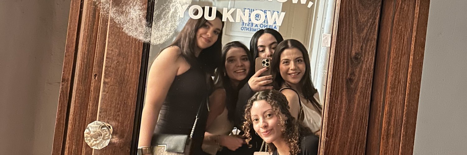 sofiacarrera31's profile banner image
