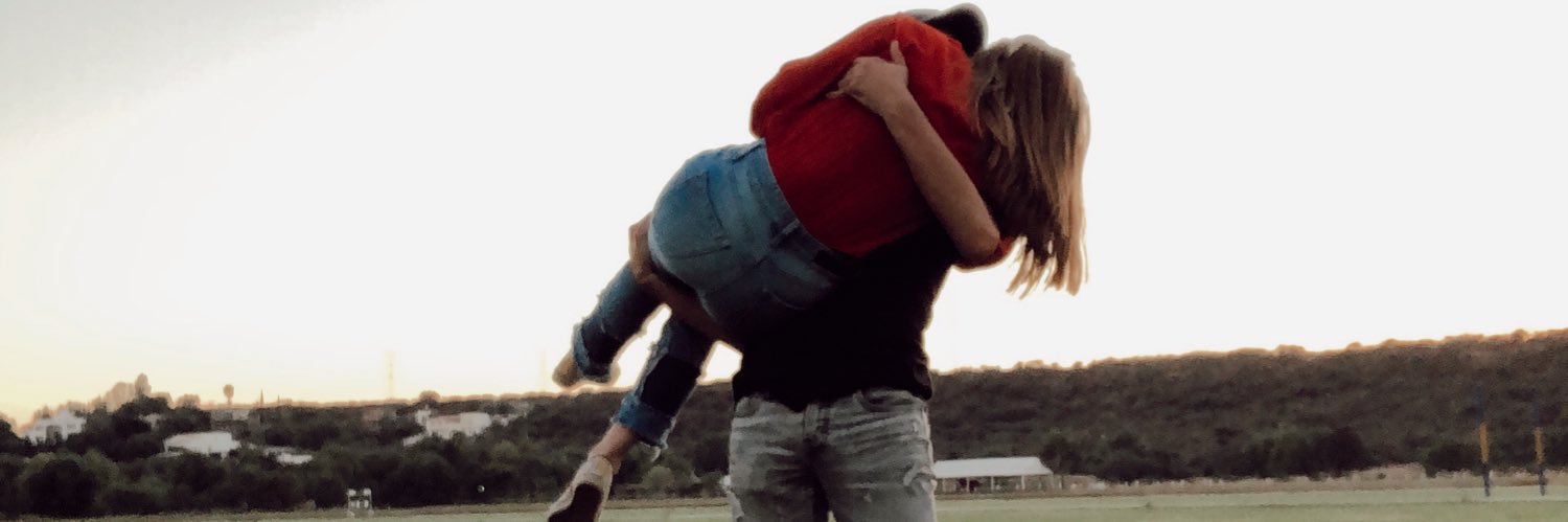 fernandaa_moren's profile banner image