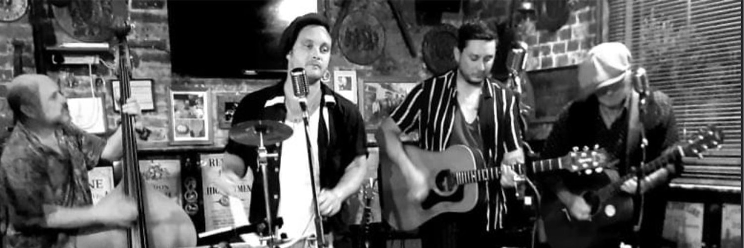 Junco Shakers banner