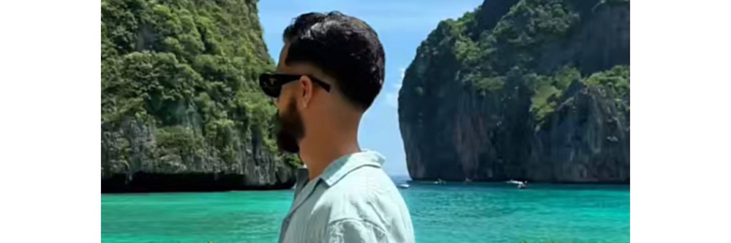 perhapsAz's profile banner image