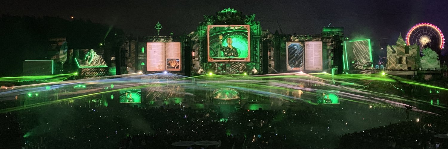 MBoyzee9's profile banner image