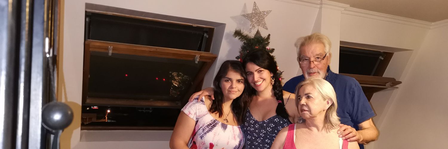 daniveas's profile banner image