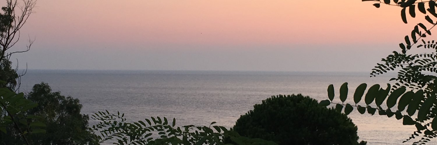 Izzy41093's profile banner image