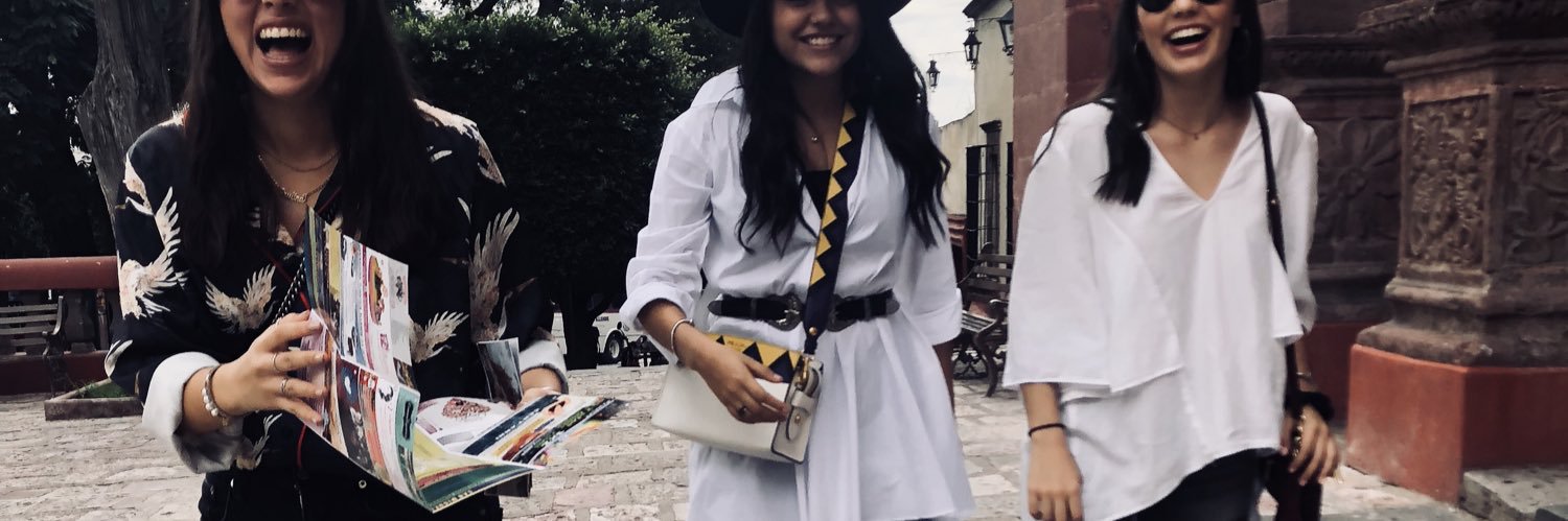 loreaglez's profile banner image