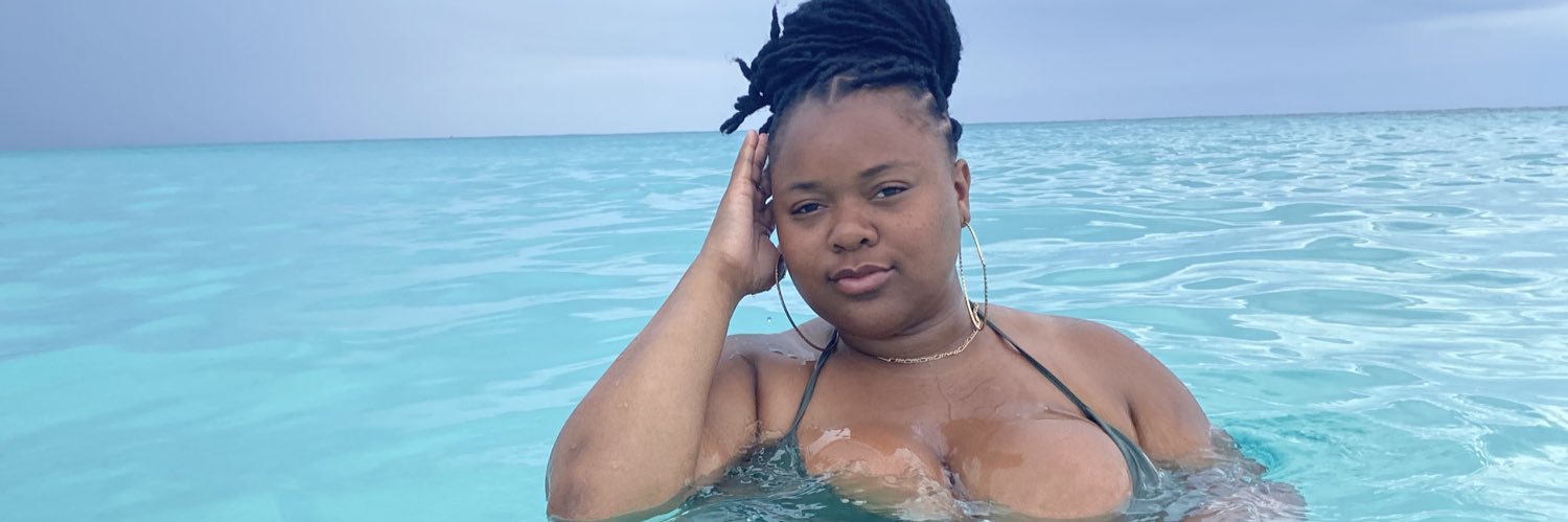 _daraunaaaa's profile banner image