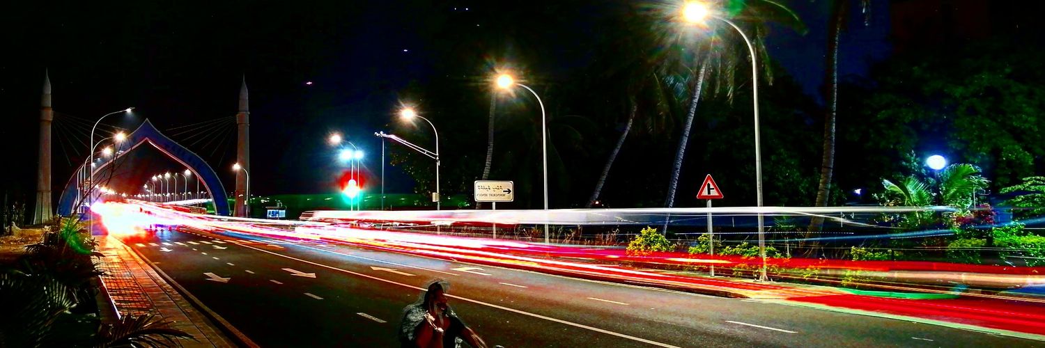 hulhuwins's profile banner image