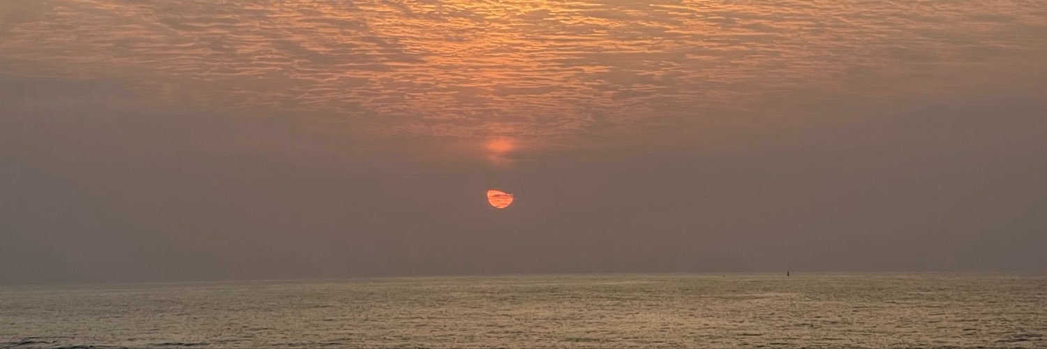 idkbekhodaa's profile banner image
