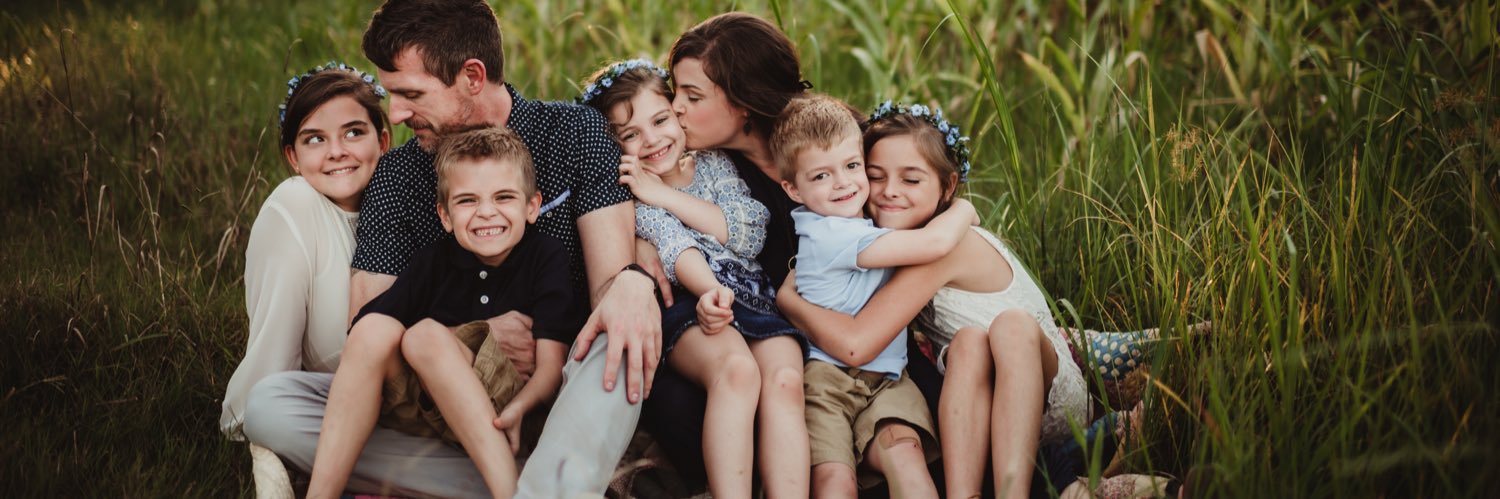 emily_shuff's profile banner image