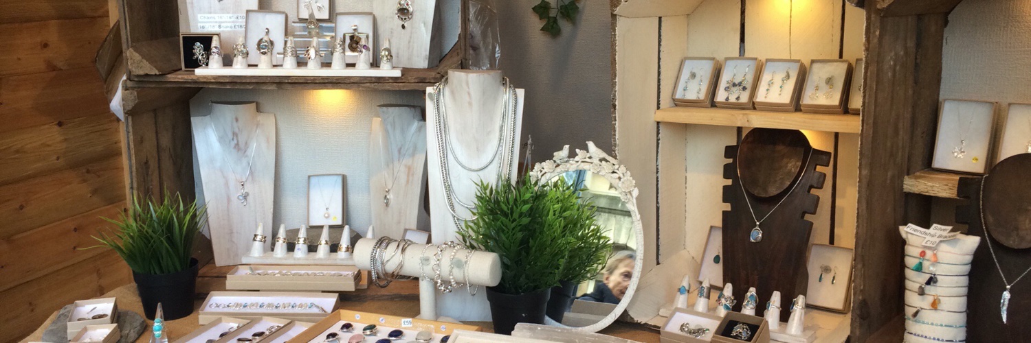 tigerlilyshops's profile banner image