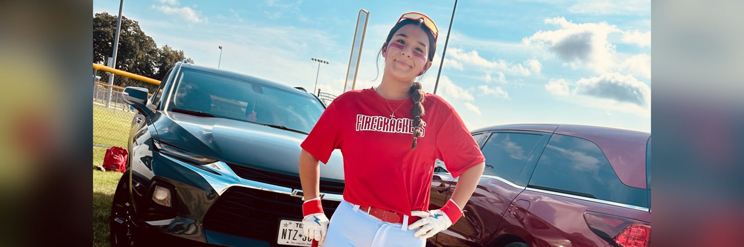 lgarza2011's profile banner image