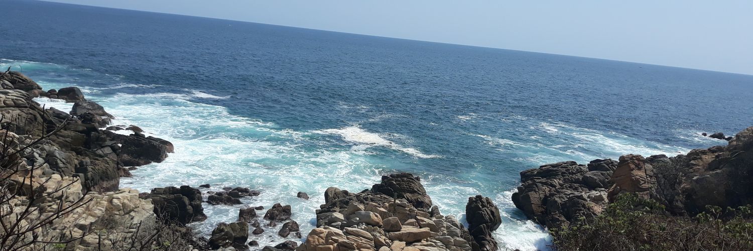yazareth_ca's profile banner image
