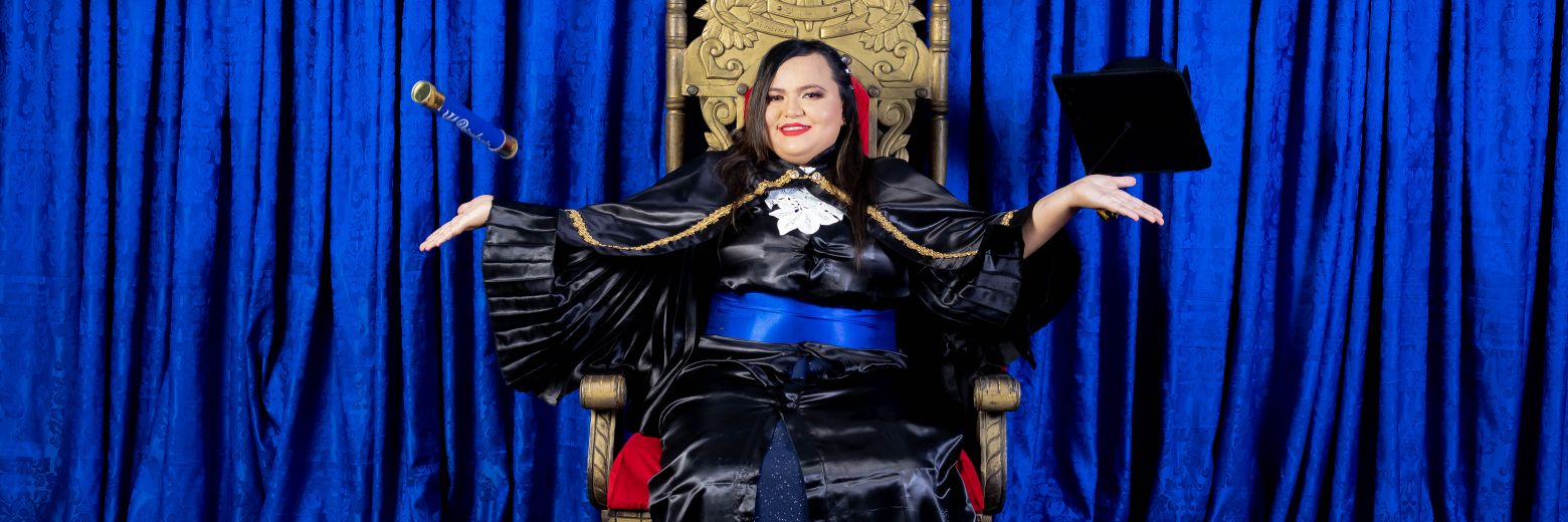 Déborah Héllen banner