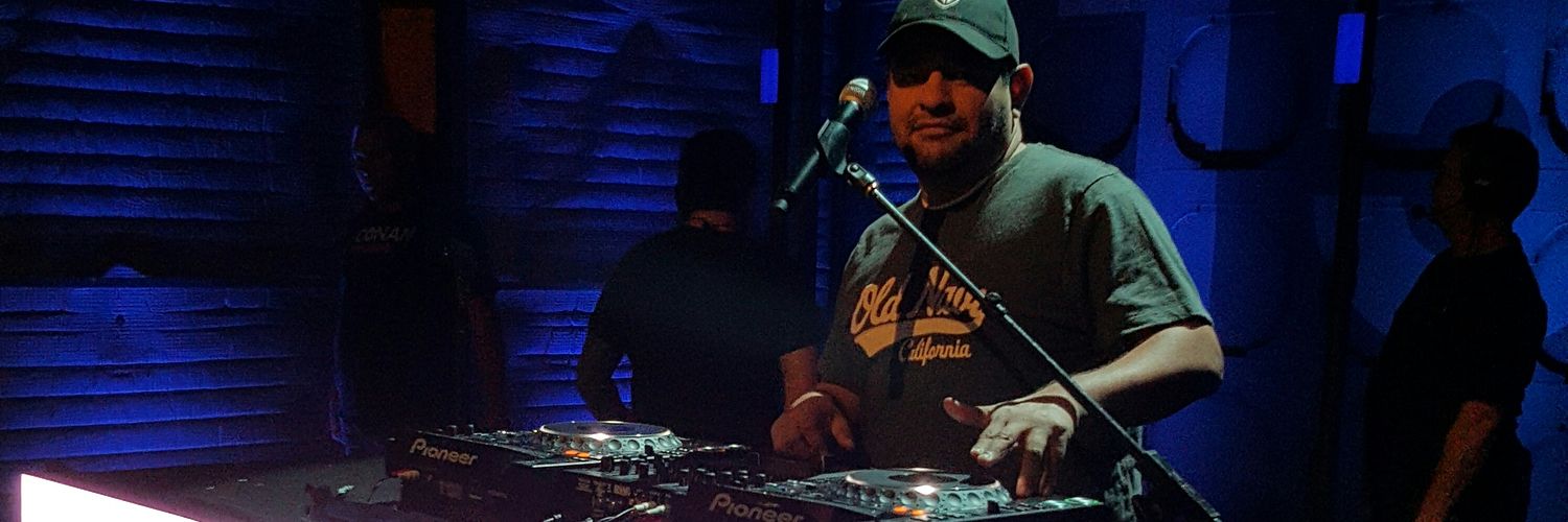 DjEkSeL's profile banner image