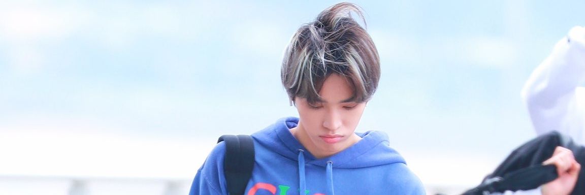 tuanslee's profile banner image