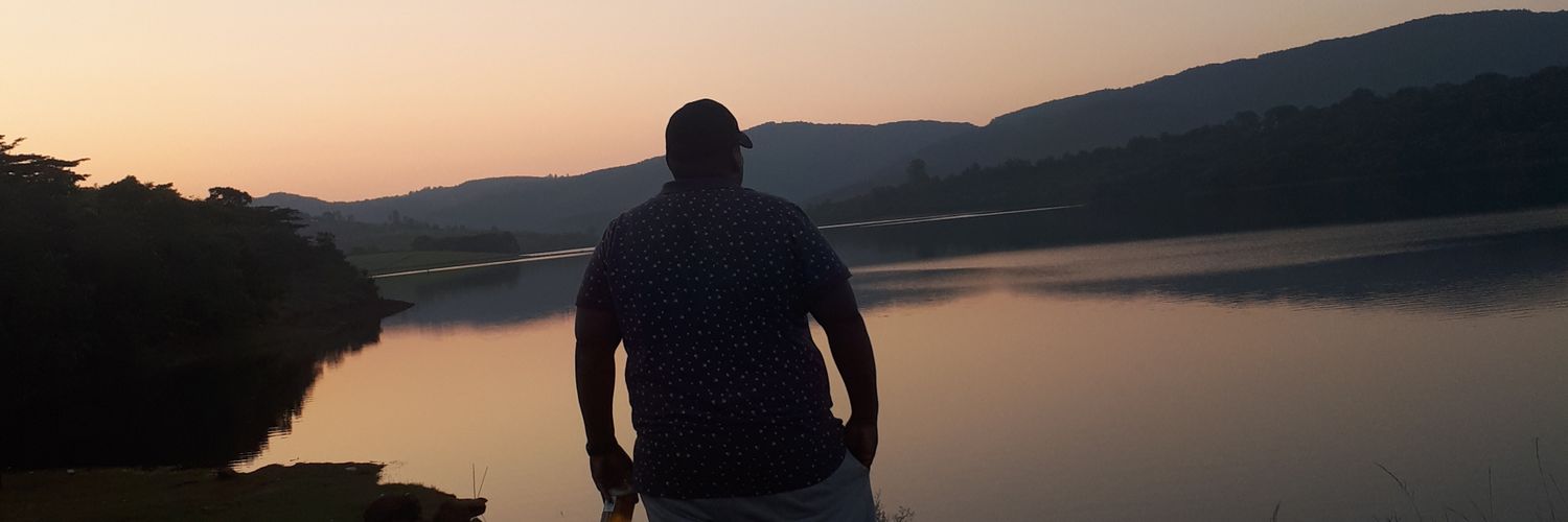 Heav_E's profile banner image