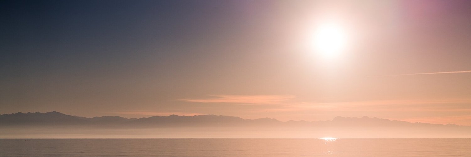 saramontour's profile banner image