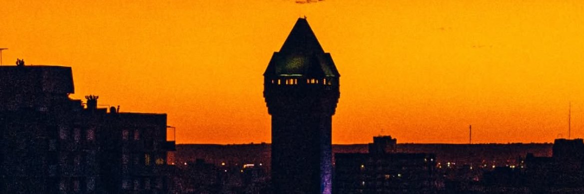 danissant's profile banner image