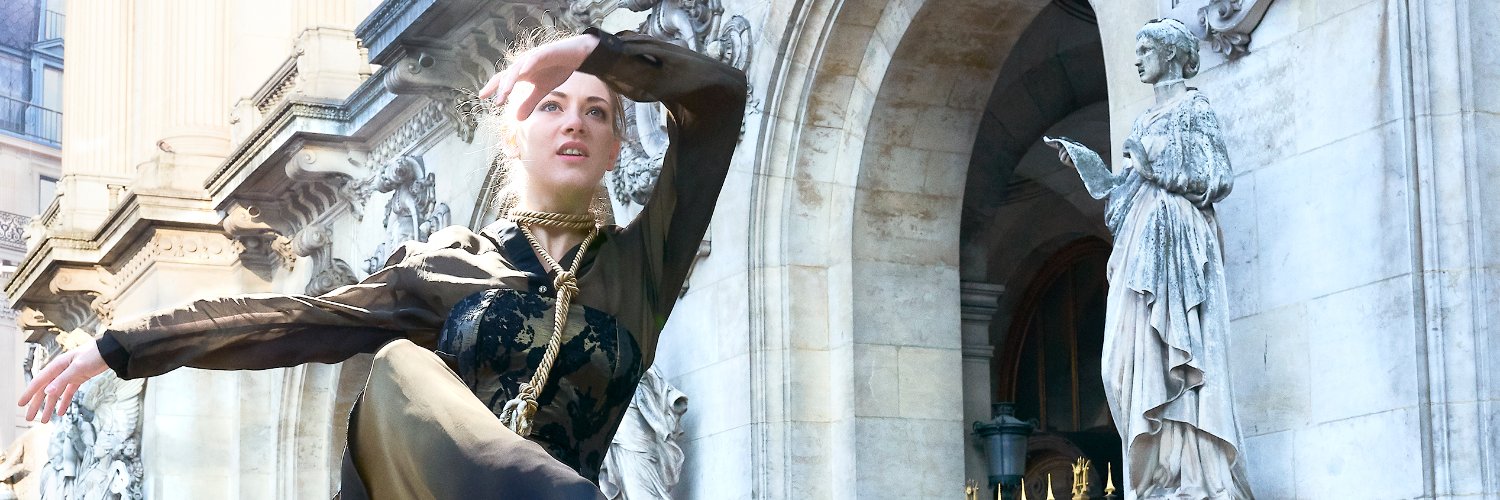 ChicbyVali's profile banner image