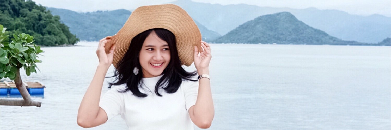 selvfe's profile banner image