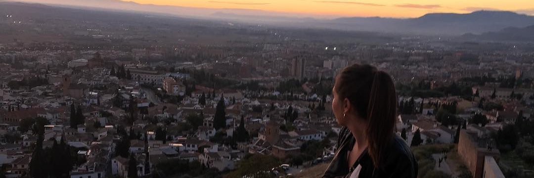 lauraandreuu's profile banner image