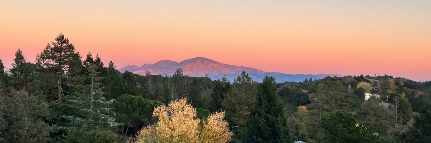 LoriTrueRealtor's profile banner image
