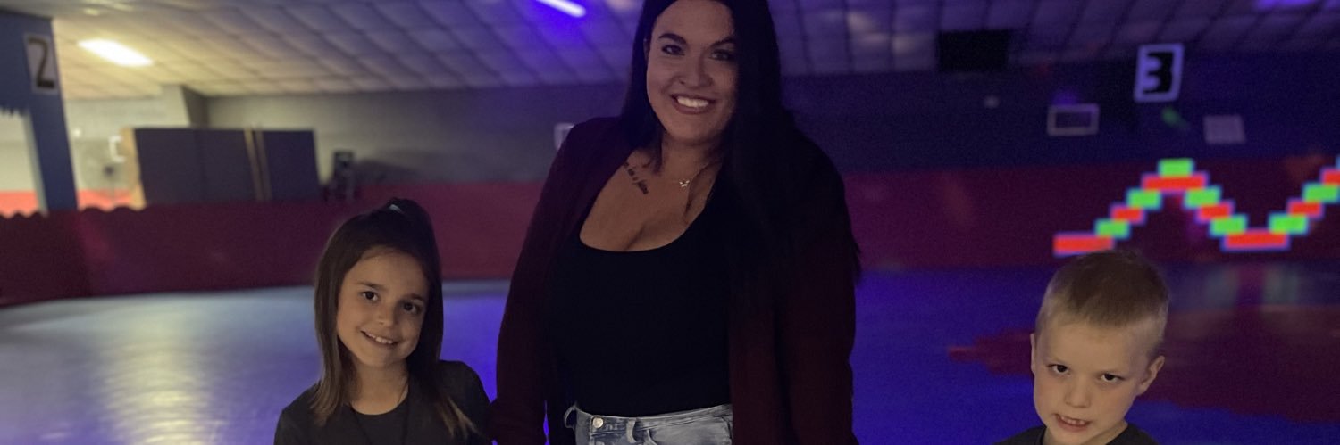 Kassidy_33's profile banner image