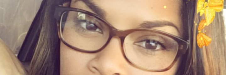 Charee10's profile banner image