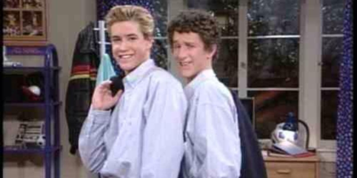 dinah moe hum banner