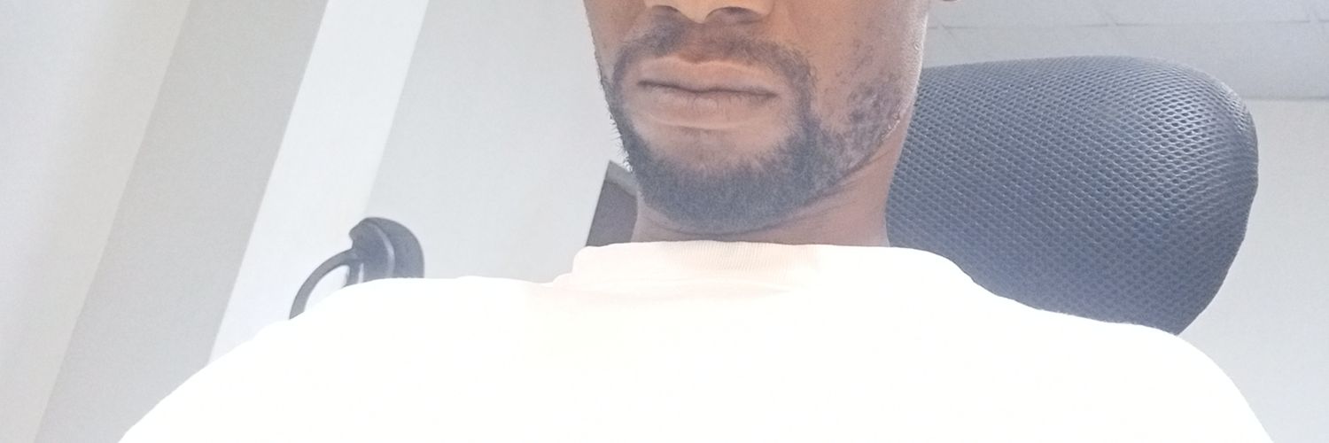 apiakisebanks's profile banner image