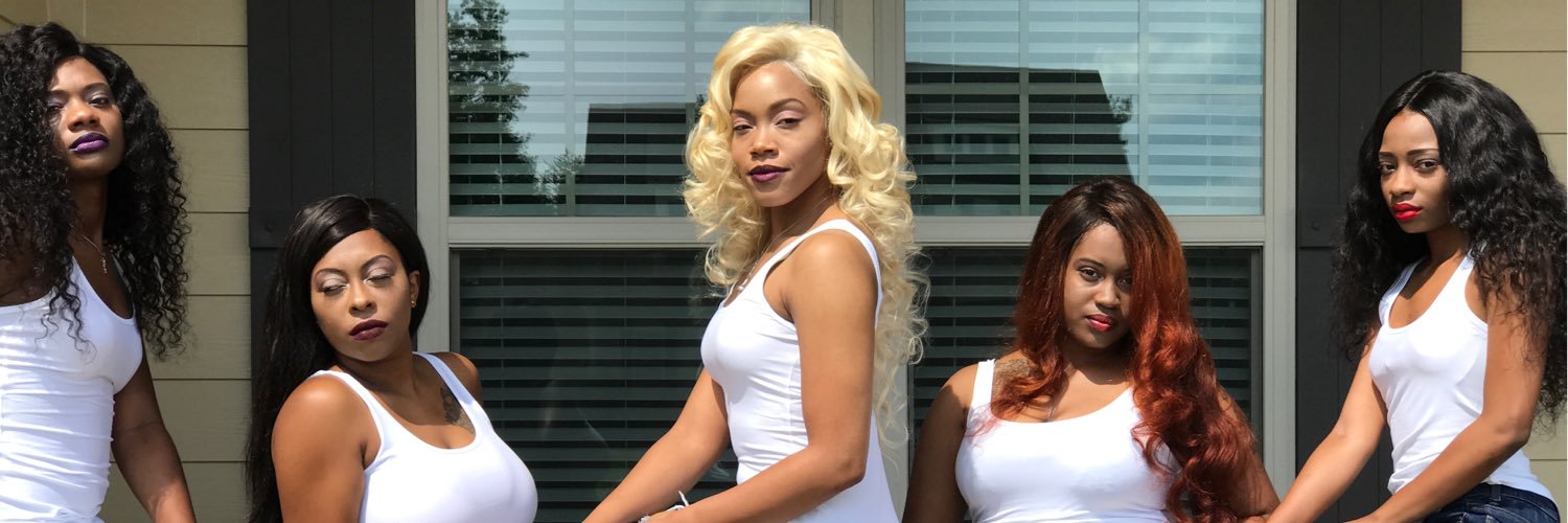 _QueenCiii's profile banner image