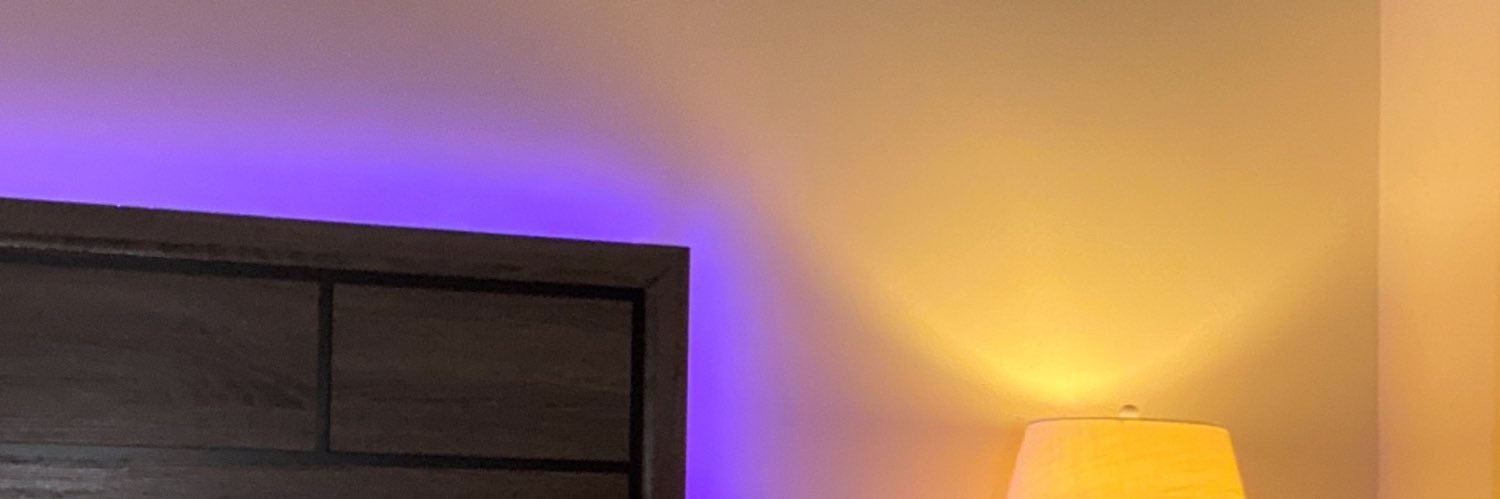 _leslydiaz's profile banner image