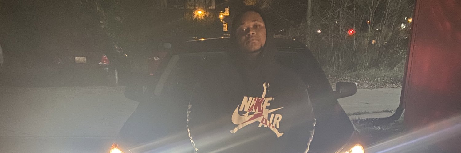 __ducee's profile banner image