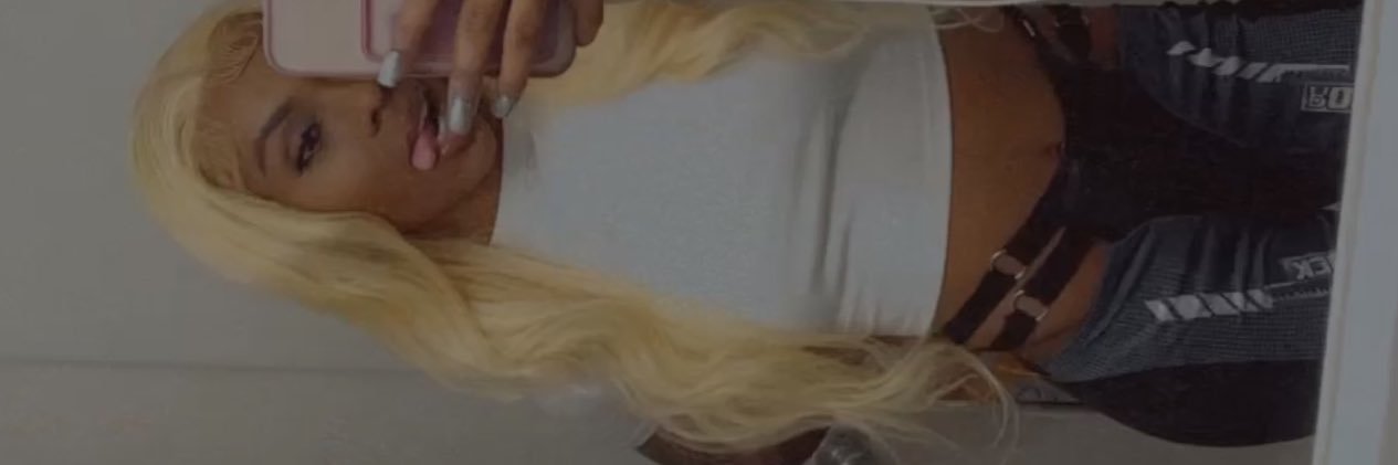 deeessssss's profile banner image