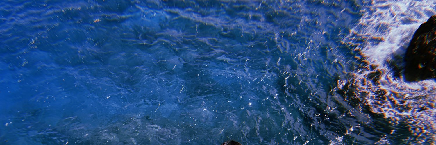 sisikaili's profile banner image