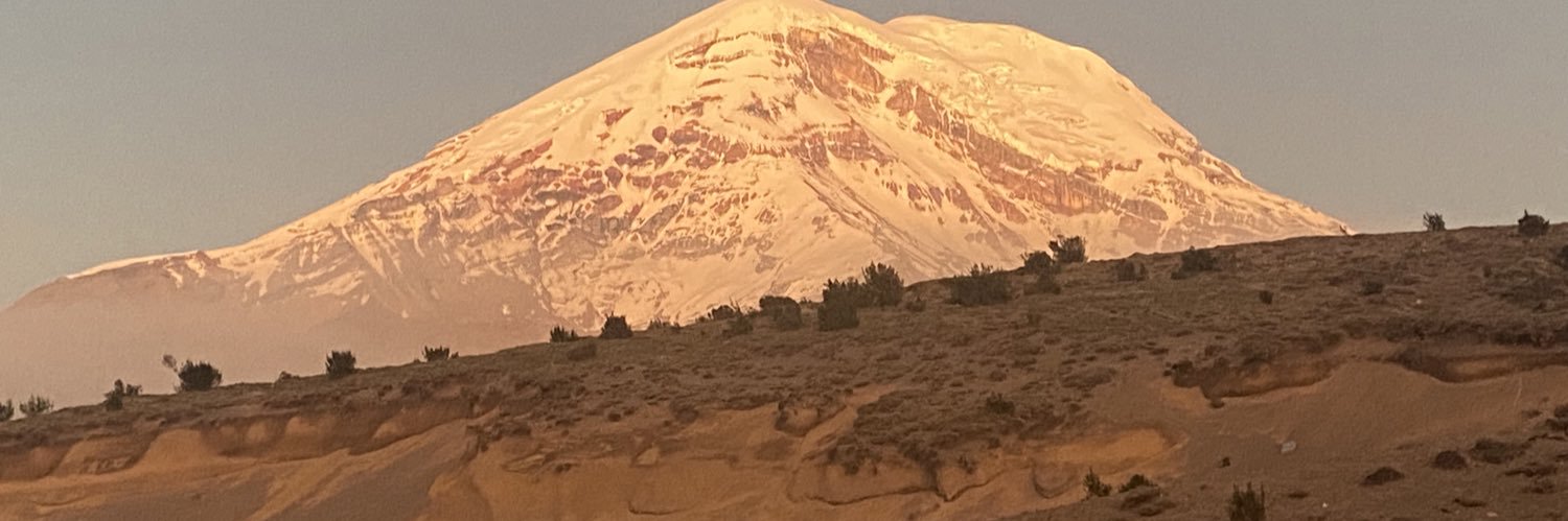 monilangeles's profile banner image