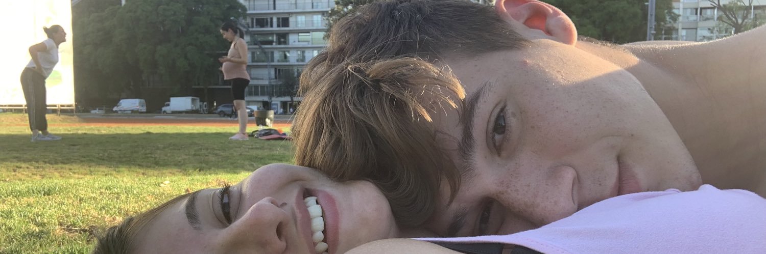 julilapo's profile banner image