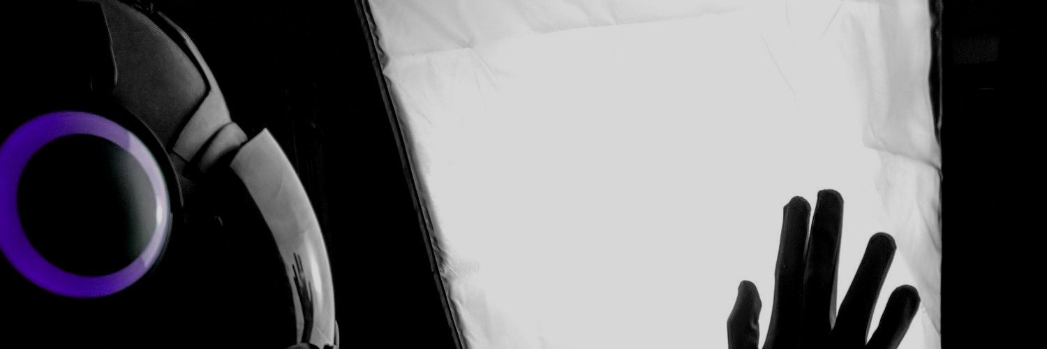 744Too's profile banner image