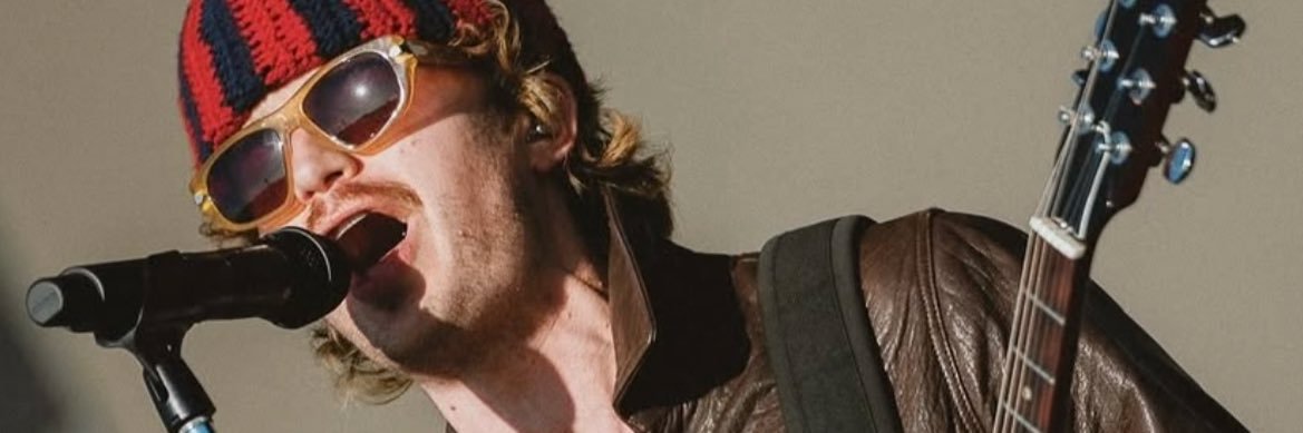 Elle 🫶🏻 banner