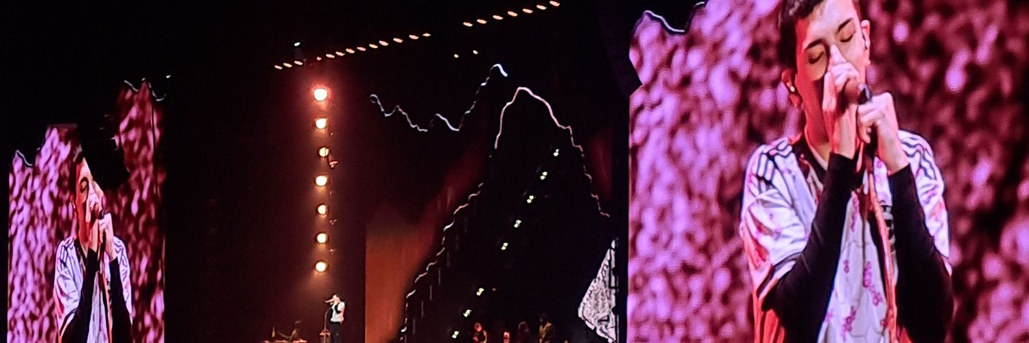 ꜱᴏᴍʙʀᴀ banner