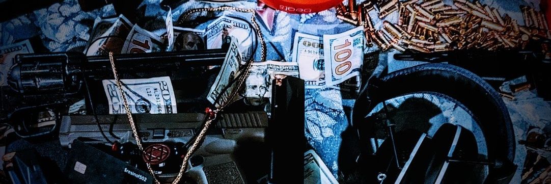 lilresin's profile banner image