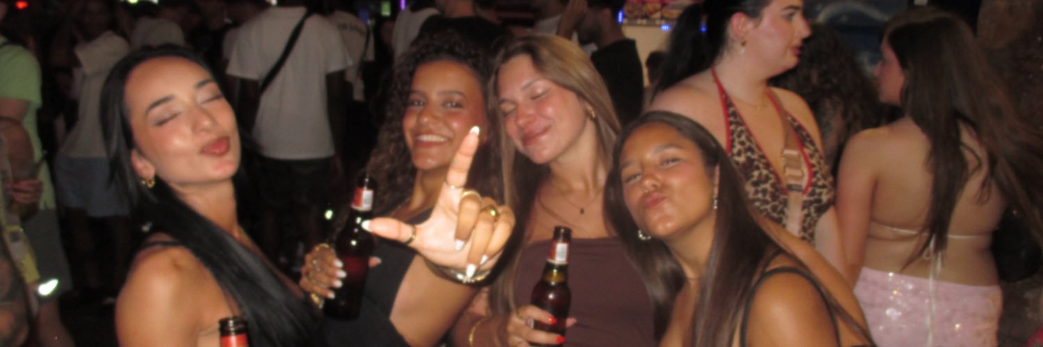 constancaaa_'s profile banner image