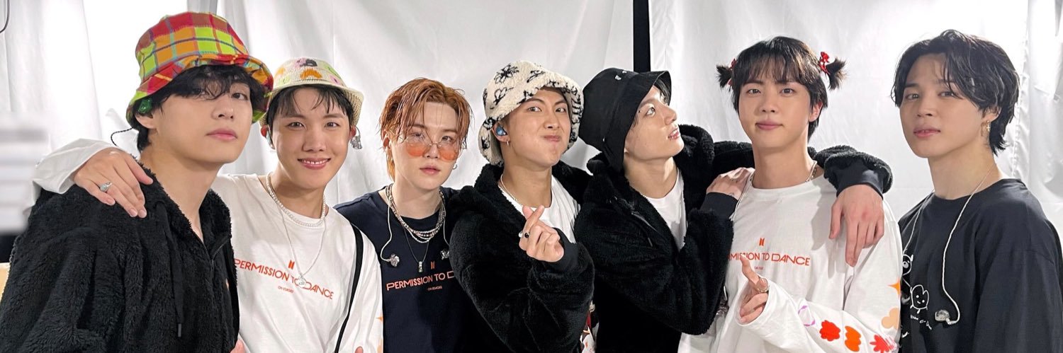 awkwardd_kidd's profile banner image