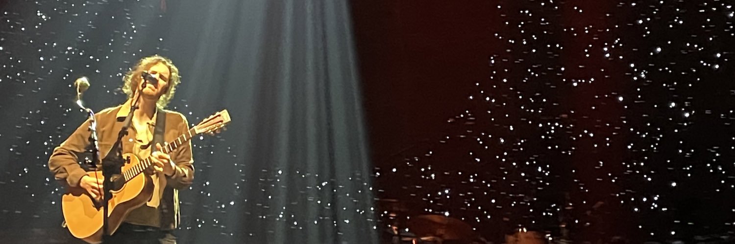B🌛 banner